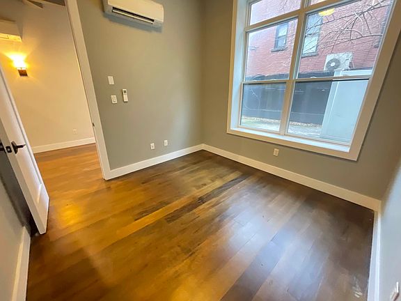 5th image of 533 Park Pl #1R