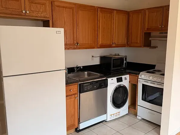 119-54 Metropolitan Avenue image 1 of 15