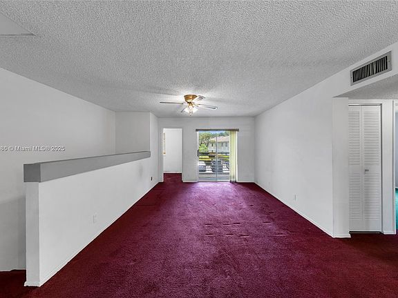3rd image of 313 Gardens Dr APT 203