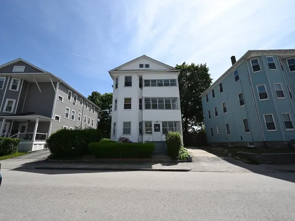 14 Derby St, Worcester, MA 01604