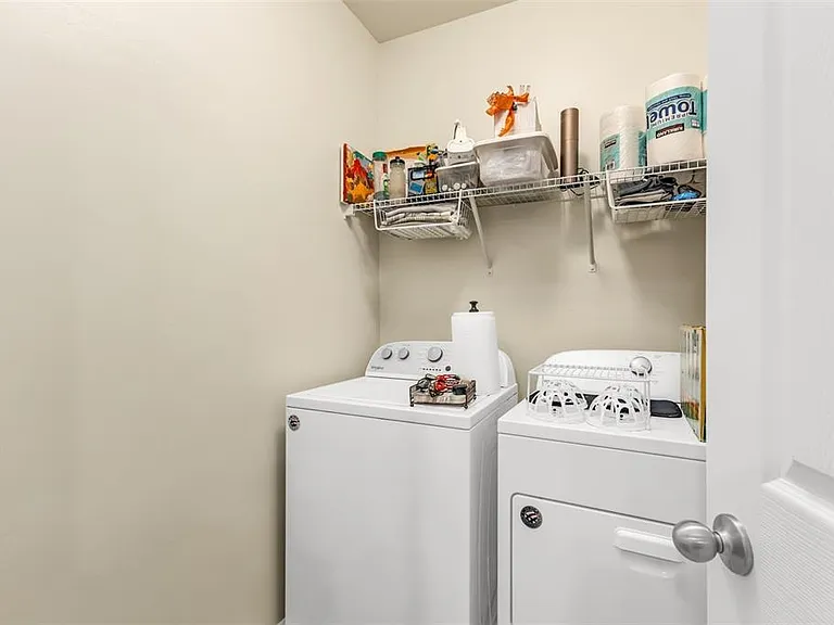 7177 W Lenox Cir — Photo 22