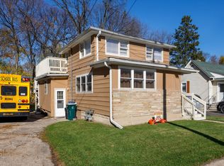 521 E Wilson St, Batavia, IL 60510