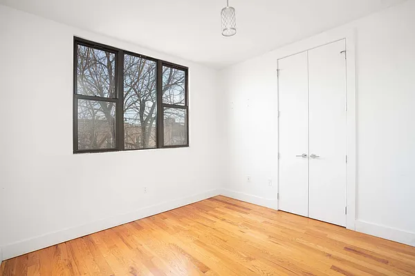 Rented by Avenues Real Estate | media 2