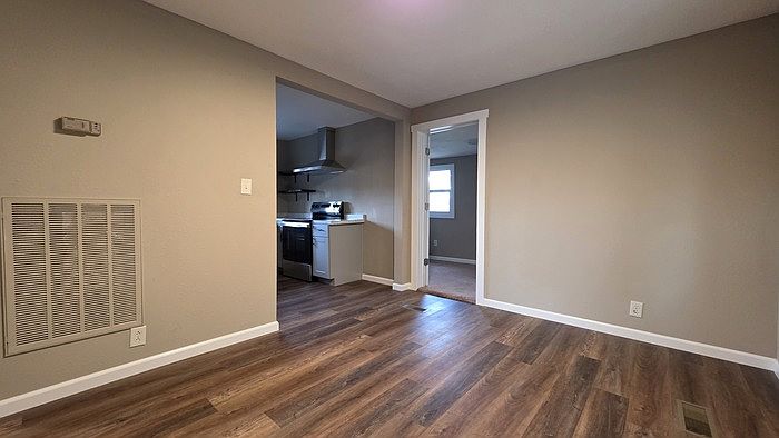 1st image of 635 E Pine St