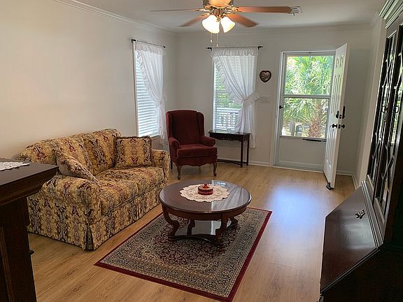 4th image of 245 Wildwood Dr #14