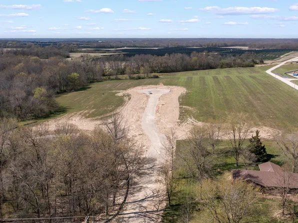 2700 Butler Pl, Kingdom City, MO 65262