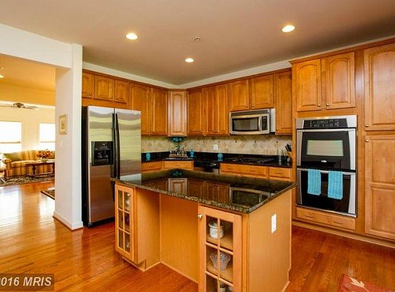 5th image of 1556 Rutland Way