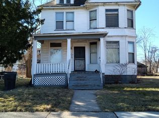 2237 Hurlbut St, Detroit, MI 48214