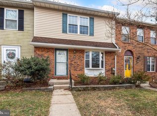31 Derwood Ct, Parkville, MD 21234