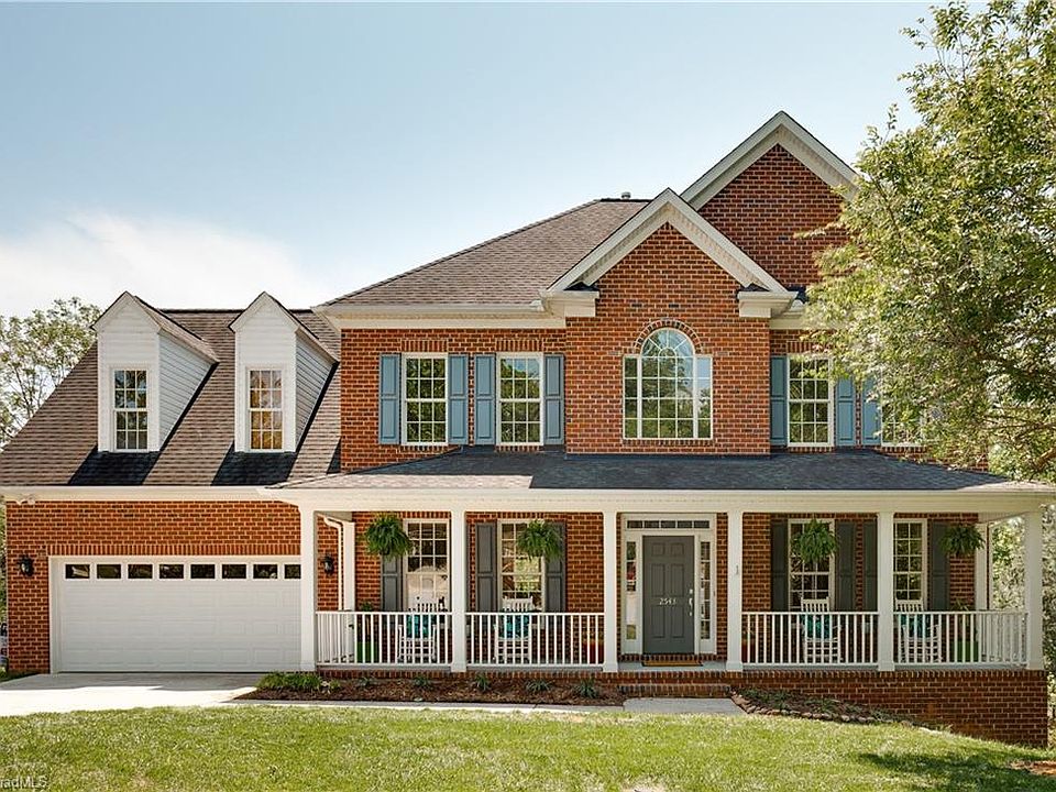 1st image of 2543 N Beech Ln