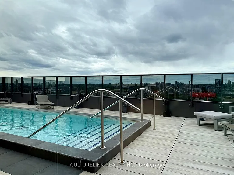 330 Richmond St W #1607 — Photo 16