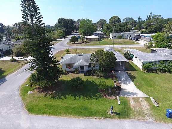 2nd image of 906 Lucille Ave