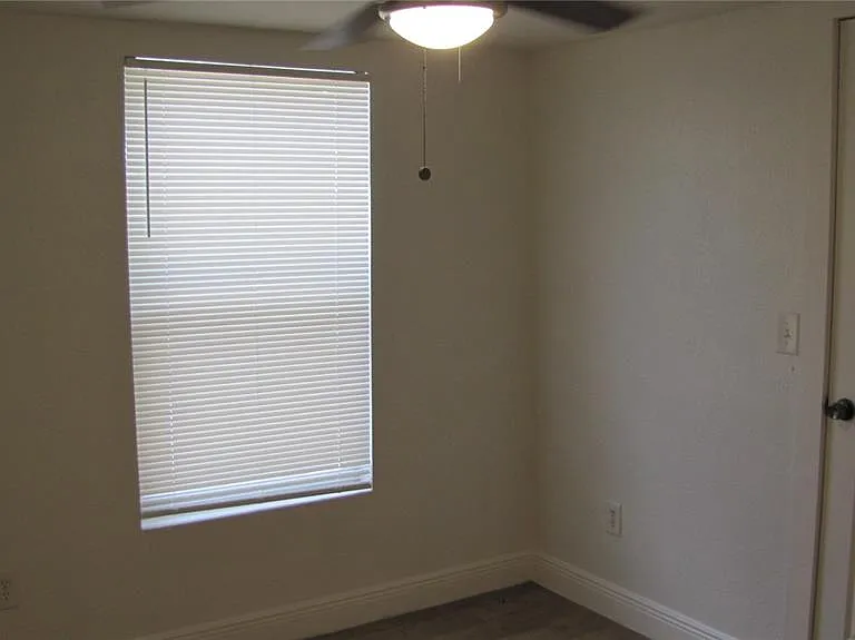109 E Gladys St #D — Photo 8