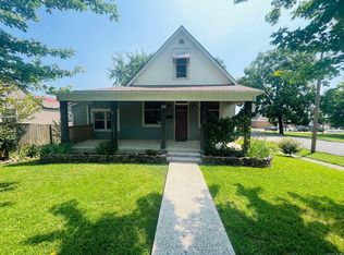 310 7th St, Mena, AR 71953