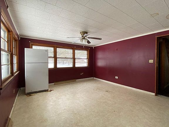 5th image of 43 Pine St