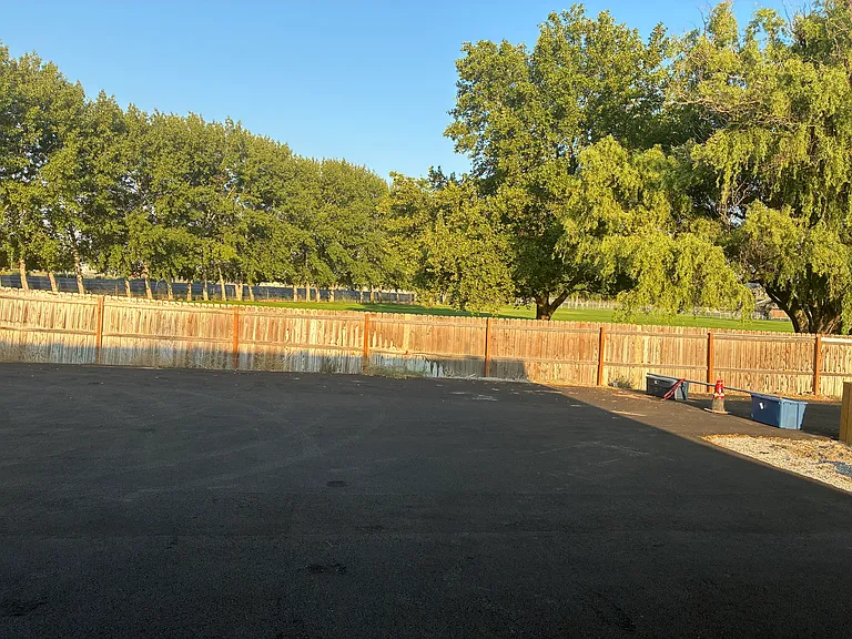760 S 6th Ave — Photo 13