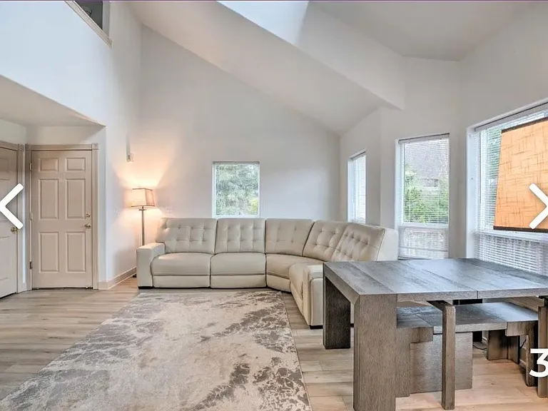 3979 NE Johns Ave — Photo 11