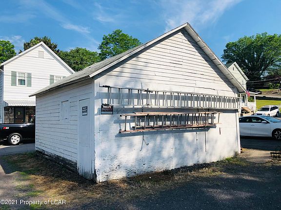 5th image of 70 Wilson St