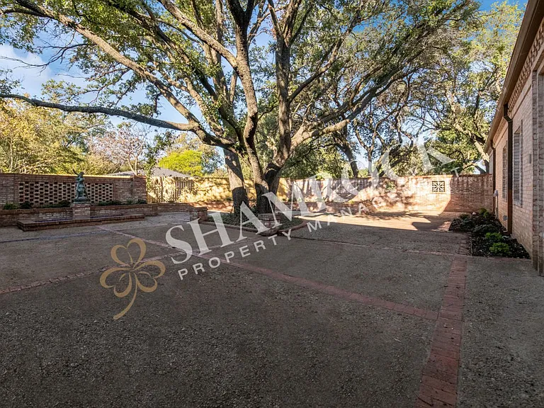 701 N New Rd #101 — Photo 15