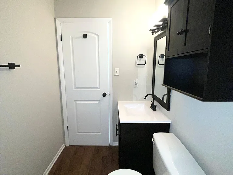 Oak Terrace Apartments — Photo 12