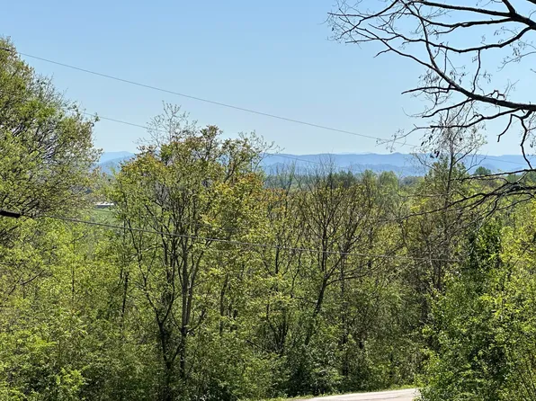 000 Cheoah Trl., Sweetwater, TN 37874