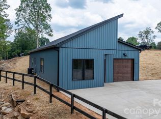 909 Overlook Dr SW, Lenoir, NC 28645