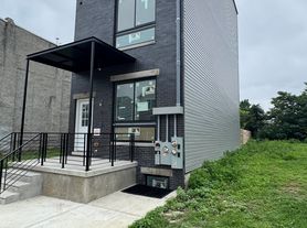 3912 Aspen St, Philadelphia, PA