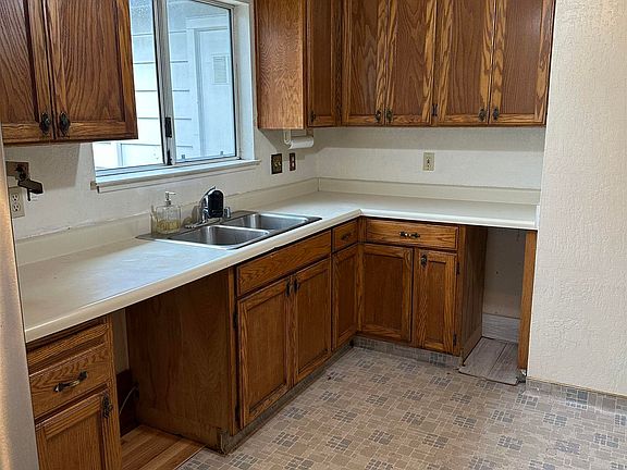 4th image of 36846 Niles Blvd