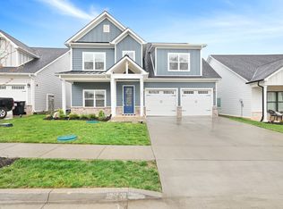 243 Daniel St, Pleasant View, TN 37146