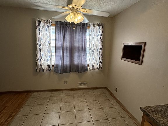 5th image of 2322 W 29th St S