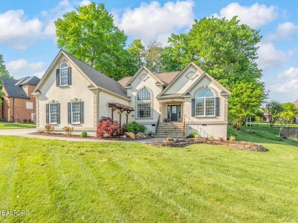 275 Windstone Blvd, Powell, TN 37849