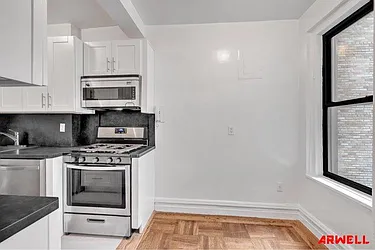 Rented by Arwell Realty