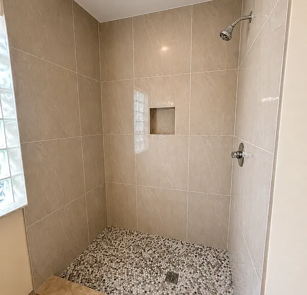 7434 Thatcher Ave — Photo 5