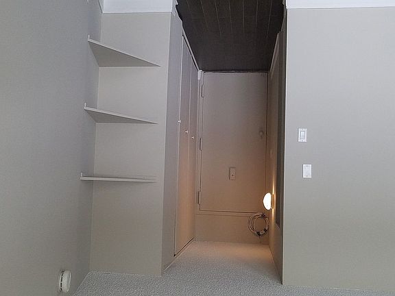 4th image of 2540 Shore Blvd APT 15P