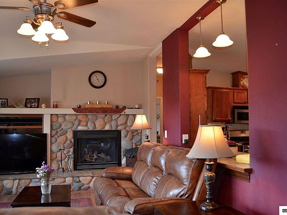 4th image of 1204 Sand Ct