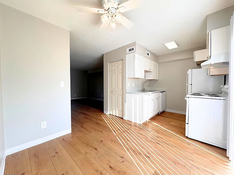 Butler Townhomes — Photo 19