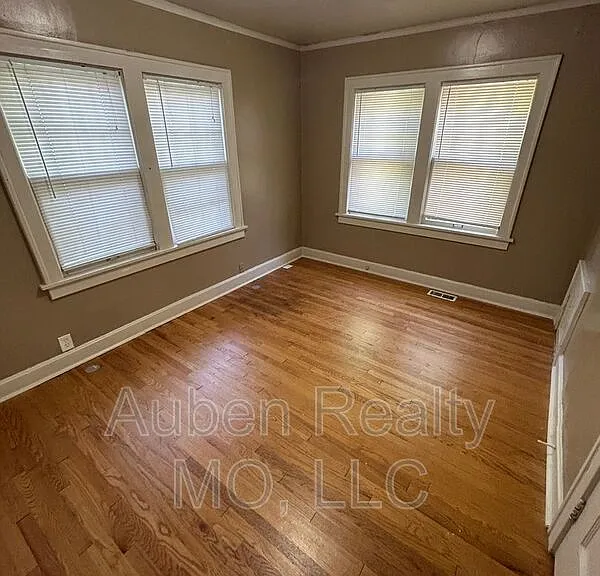 5446 Charlotte St #1F — Photo 24