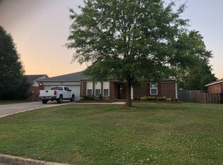 2829 Winthrop Dr SW, Decatur, AL 35603