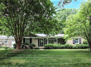 3207 Edgewater Dr, Greensboro, NC 27403