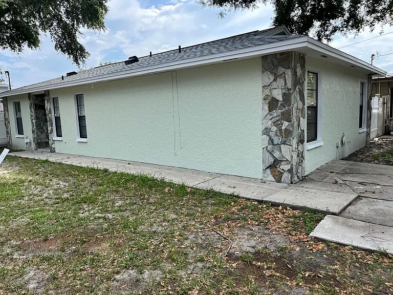 3802 W Hamilton Ave — Photo 8