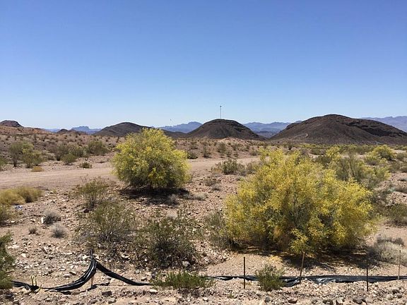4th image of 990 Avienda Del Sol Lot 1