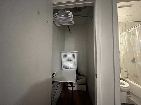2nd image of 17 Aberdeen St #Ab