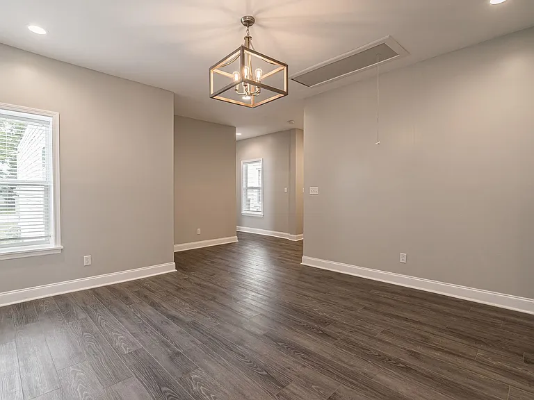 806 Longfield Ave — Photo 7