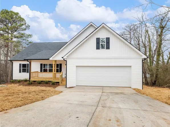 255 Arbor Gate Dr, Cornelia, GA 30531