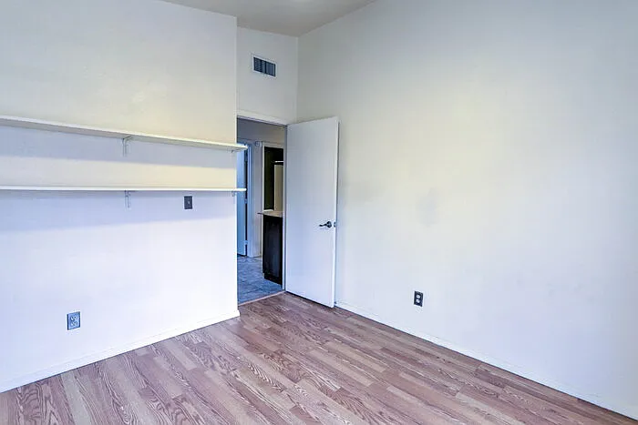 3039 W Calle Levante — Photo 24