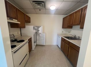 46 S Cherry St APT 450, Wallingford, CT 06492