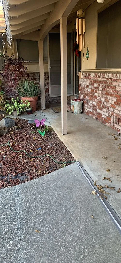 970 Cyndi Circle — Photo 1