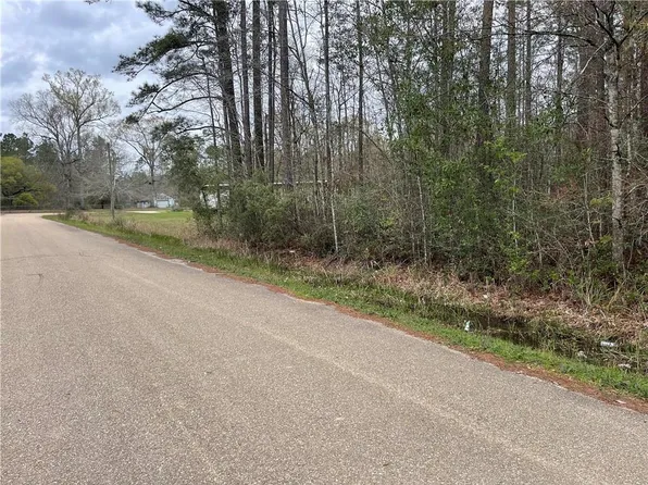 36187 Central Ave, Pearl River, LA 70452