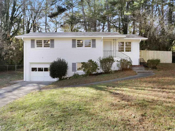 128 Hurt Dr SE, Smyrna, GA 30082