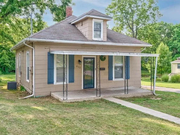 820 S Cottage Ave, Independence, MO 64052